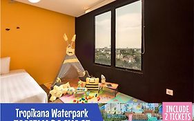 Hotel Yellow Bee  3*